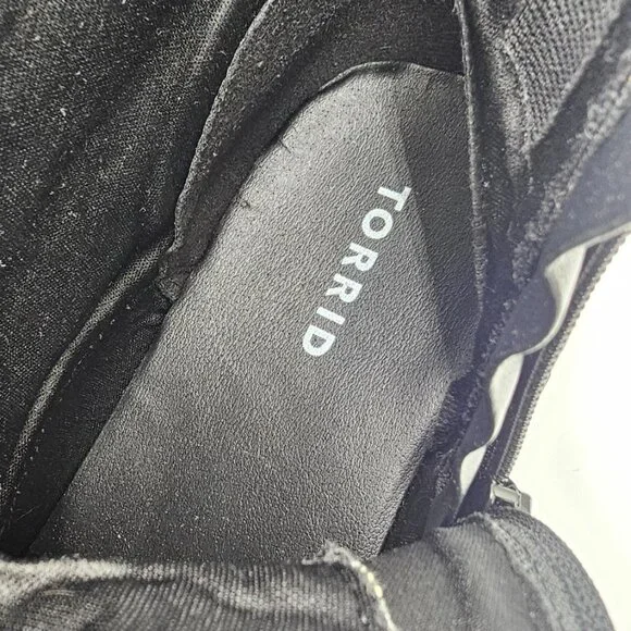 TORRID 9WW Boucle Wide Width Stevie Lace-Up Combat Boots NWT - Picture 9 of 12